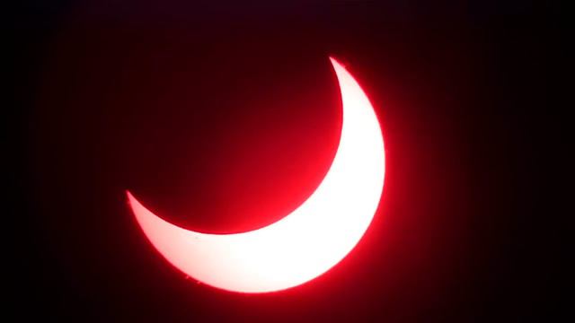 Solar eclipse 21-05-2012 through Coronado PST Ha смотреть онлайн