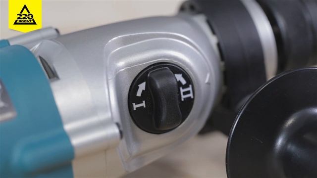 Ударная дрель MAKITA HP2051