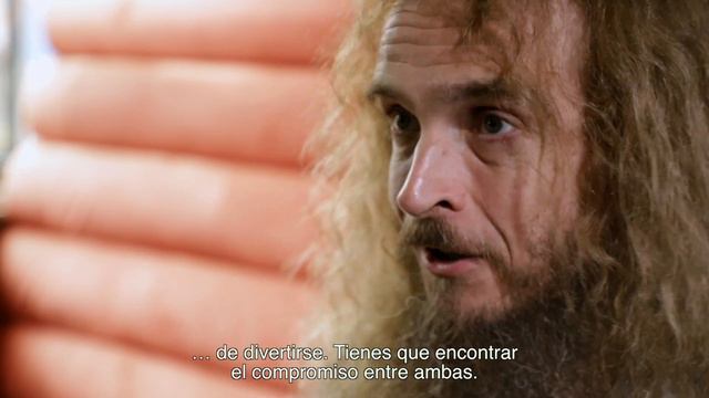 Entrevista con Guthrie Govan смотреть онлайн