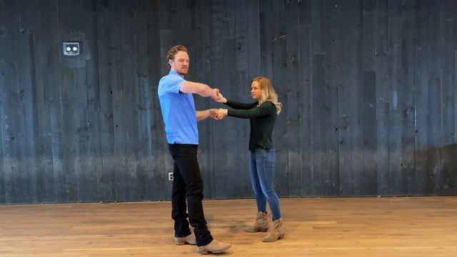 Country Swing Dancing *INTERMEDIATE Tutorial Pt. 4* смотреть онлайн