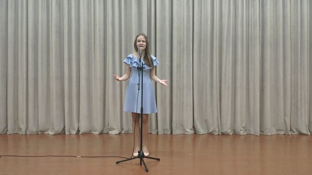 Фистикан Алина "Cosmos" (на молдавском языке) смотреть онлайн