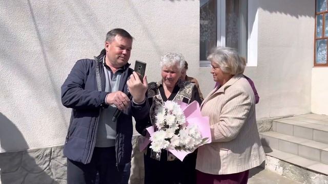 Марии Мартьяновне - 85!! Неожиданный сюрприз в день юбилея от родных и близких! (г.Рыбница) смотреть онлайн