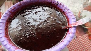 ЧЕРНАЯ СМОРОДИНА, протертая с сахаром. Быстрый и вкусный рецепт на зиму.