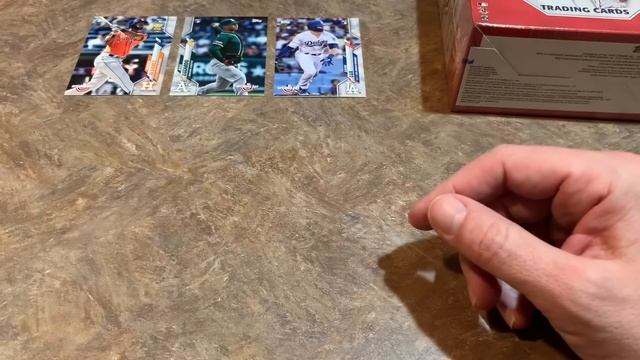 RETAIL REVIEW! 2020 TOPPS OPENING DAY! смотреть онлайн
