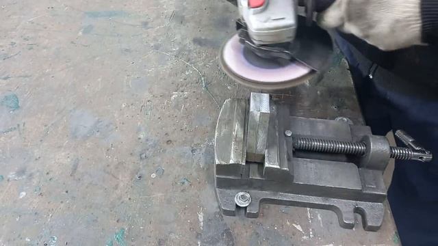 Тиски своими руками. Тиски из профильной трубы. смотреть онлайн