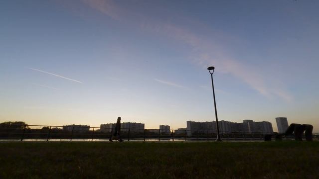 Вечер в Печатниках: сумерки в парке 4K50