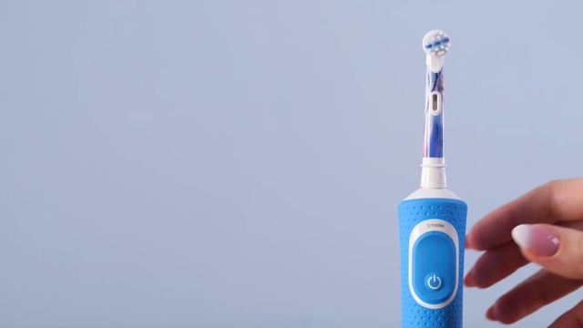 Обзор на Oral-B Vitality Kids D100.413.2KX смотреть онлайн