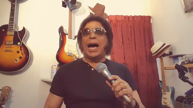 She's a lady! Tony Warren. смотреть онлайн