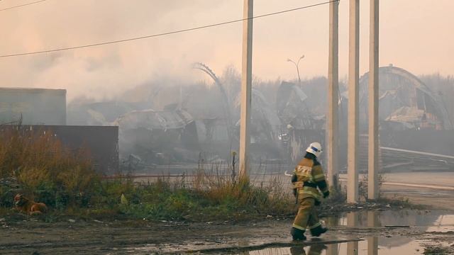 Эпизод 29. #ПОЖАР АНГАРА (площадь -1200 м.кв.) | #АНГАР ТУШИТЬ НЕЛЬЗЯ смотреть онлайн