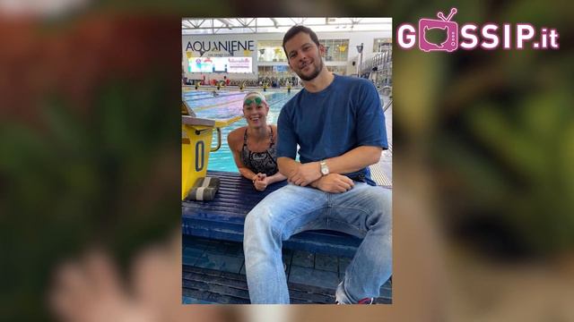 La campionessa Federica Pellegrini si ritira e ufficializza l'amore con Matteo: le sue parole смотреть онлайн