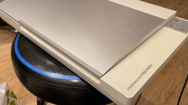Epson V100 scanner probleme смотреть онлайн