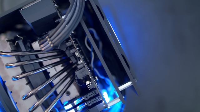 Building A Minimal PC Like You've Never Seen! Motif Monument смотреть онлайн