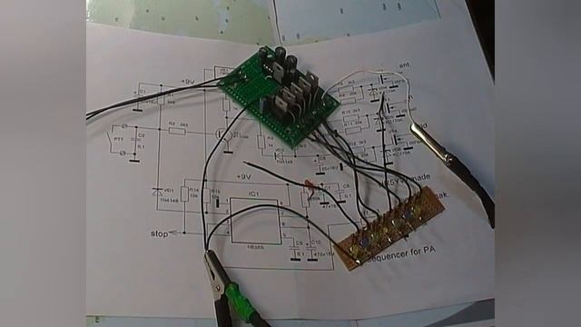 Секвенсер для КВ усилителя мощности на ГУ-81. Третья версия платы. смотреть онлайн