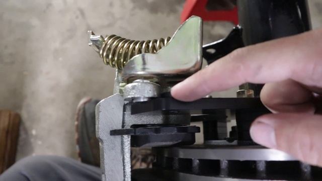 Early Bronco Rear Disc Brake Install - Ford 9 inch смотреть онлайн