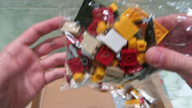 Конструктор Sluban (Слубан) Автобус (Bus), 496 деталей, М38-В0333 M38-B0333 смотреть онлайн