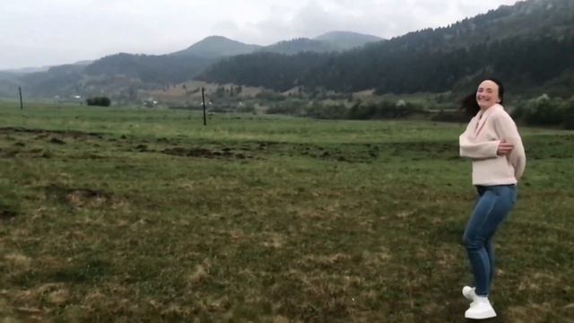 TONES AND I - DANCE MONKEY (dance in the Carpathian mountains) смотреть онлайн