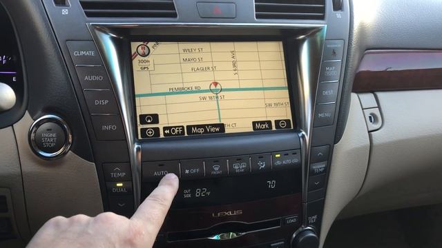 2008 Lexus LS460 смотреть онлайн