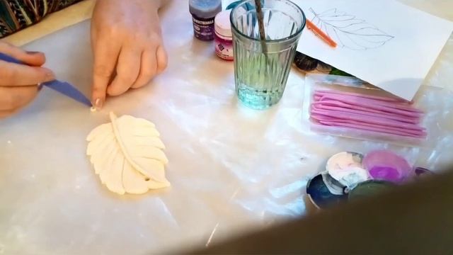 Новогодние игрушки из соленого теста своими руками. Часть первая. смотреть онлайн