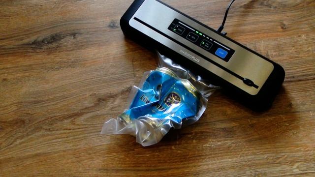 Вакууматор Inkbird INK-VS01. Тест на пивных банках.