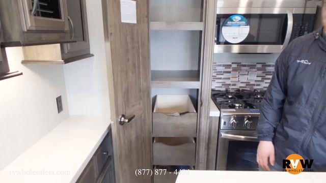 2020 Sandpiper 379FLOK Fifth Wheel Walk-Through смотреть онлайн