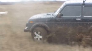 На ниве разные возможности.На охоте Весна .