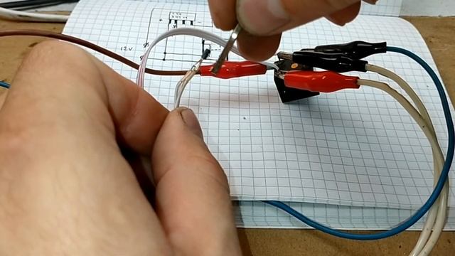 Реально Круто! Выключатель Управляемый Магнитом! Две детали! смотреть онлайн