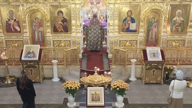 Всенощное бдение. Воздвижение Честного и Животворящего Креста Господня (26.09.2023) смотреть онлайн