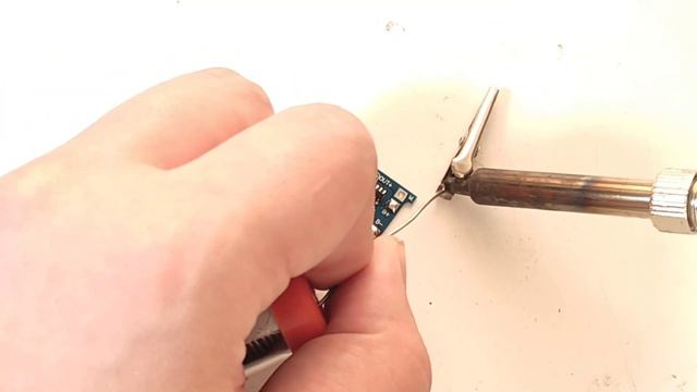 КАК РАЗОБРАТЬ ОДНОРАЗКУ ELFBAR И КАК СДЕЛАТЬ ЗАРЯДКУ ДЛЯ ОДНОРАЗКИ!