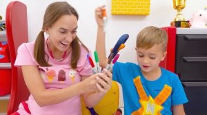 Ники учится спать один