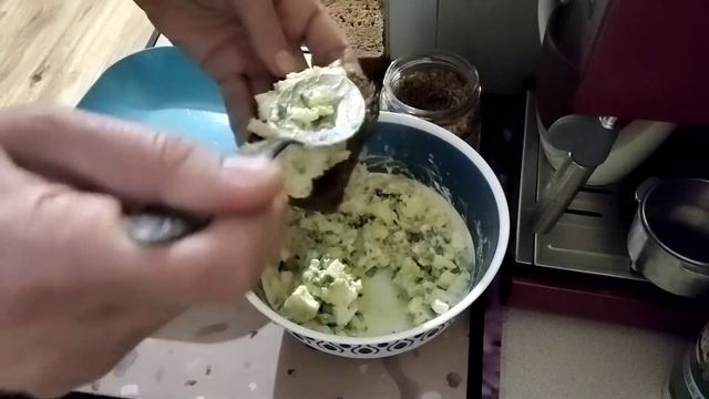 Тосты с рыбой.Первый суп из бегемота.