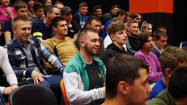 Пётр Сухов - «Песня тракториста» (Часть 2) - «Народный Фронт»