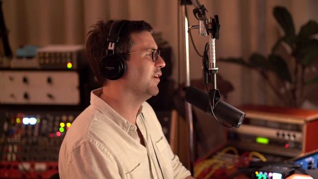 Jamie Lidell's Secret Vocal Harmony Trick смотреть онлайн