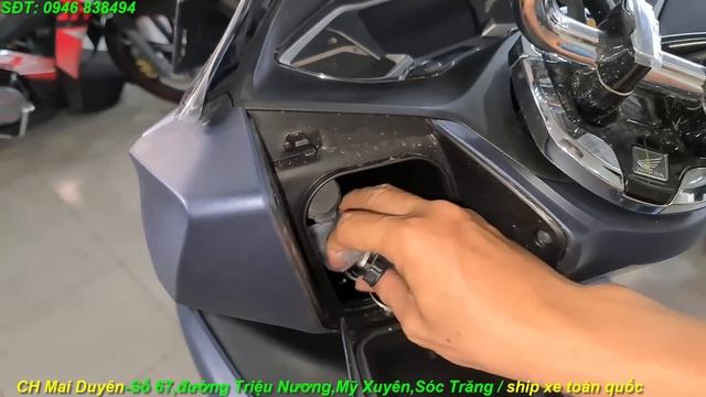 Review Honda PCX 160ABS mạnh mẽ,đầy cuốn hút + giá bán mới nhất. смотреть онлайн