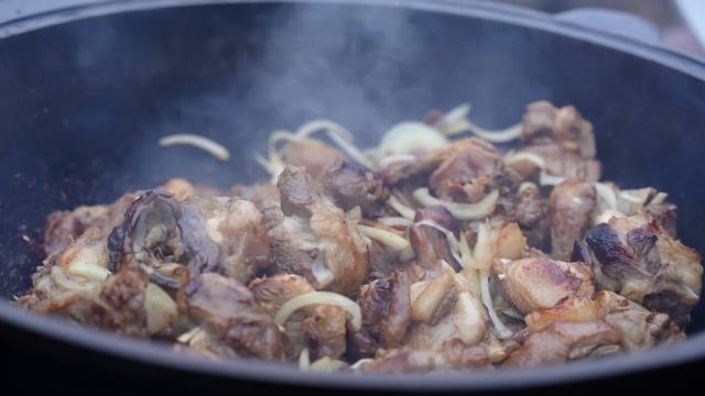 Real Kazan Kebab on the fire! смотреть онлайн