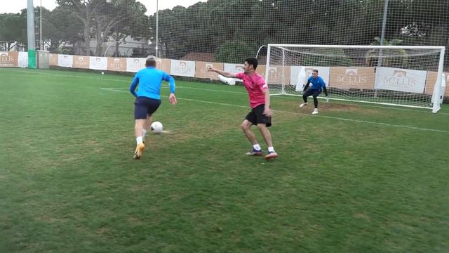 САМЫЙ КРАСИВЫЙ ГОЛ РУБРИКИ? / ЗИНЬКОВСКИЙ vs ЭЛ / ПАННА смотреть онлайн