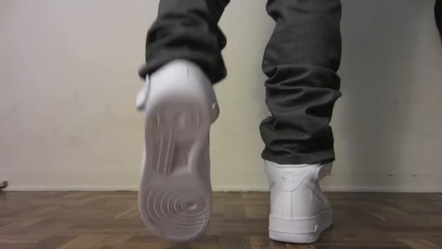 Nike Air Force 1 Mid White On Feet смотреть онлайн