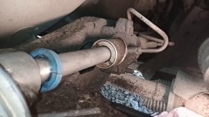 Потекла рулевая рейка. Устраняю последствия попадания влаги под пыльник рулевой рейки.