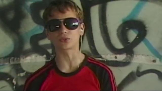 Парень круто читает реп в 13 лет ( Когда то были в мести ) смотреть онлайн