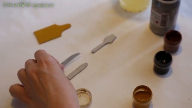 Как сделать кухонные принадлежности. How to make kitchenware for dolls. смотреть онлайн