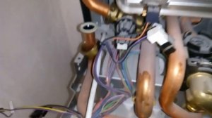 Газовый котёл Vaillant turbotec 5/5 ошибка f28