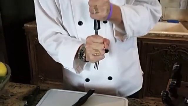 Knife of the Month | Video 21 | Carving Fork смотреть онлайн