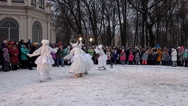 Фестиваль «Сны наяву» в Лопухинском саду 27.11.2022 смотреть онлайн