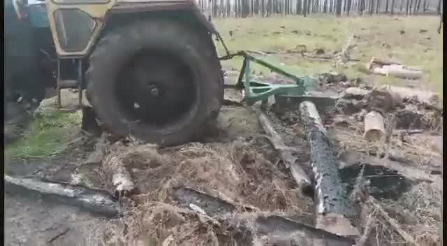 Плуг лесной легкий ПЛЛ-1,4 Леспромресурс - подготовка почвы под посадку лесных культур смотреть онлайн