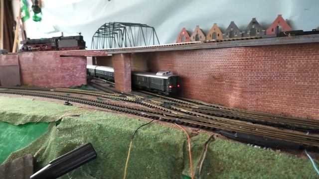 1 round on layout HO sound Roco BR 44 w/ w/ 1958 E 4071, Würzburg--Bamberg, see photo in info pls! смотреть онлайн