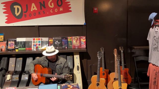 Samson Schmitt demos a Stringphonic Advanced Antique at DjangoFest NW смотреть онлайн