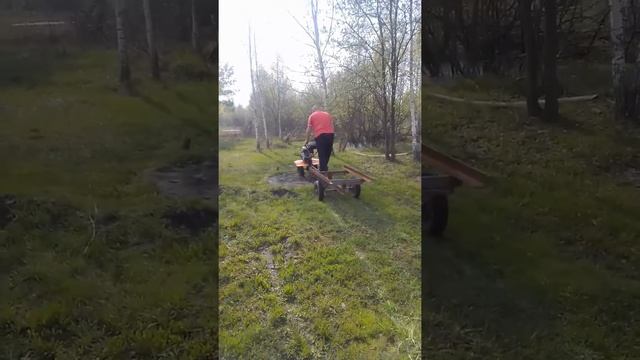 испытываем тележку для мотоблока сделанную своими руками (но ещё не доработанную).. смотреть онлайн