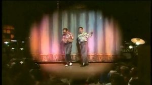 Righeira - Vamos A La Playa (1983)