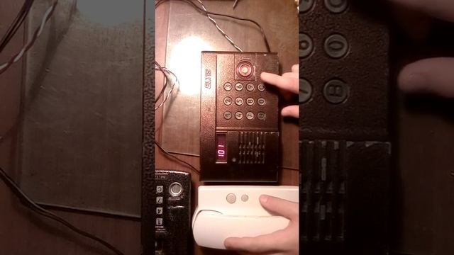 Включение/выключение абонента на домофоне элтис цп ? смотреть онлайн