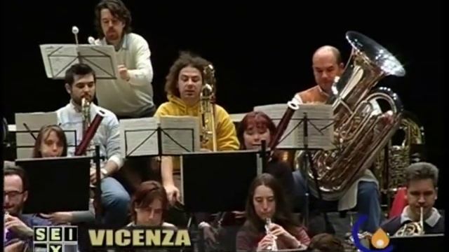 L'Orchestra del Teatro Olimpico di Vicenza suona Mahaler смотреть онлайн