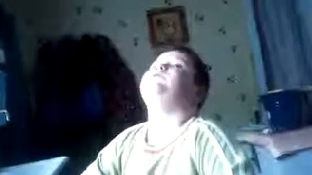 Мальчик учит ОЧЕНЬ сложный стих! смотреть онлайн